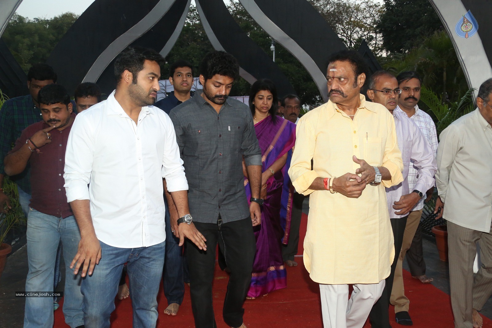 Nandamuri Family Members at NTR Ghat - 28 / 120 photos