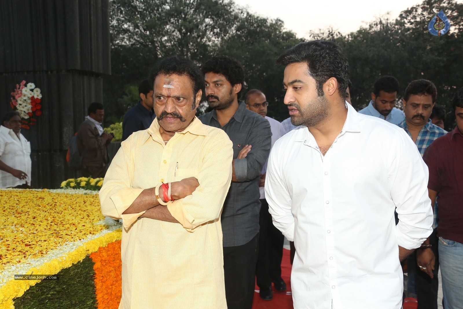 Nandamuri Family Members at NTR Ghat - 37 / 120 photos
