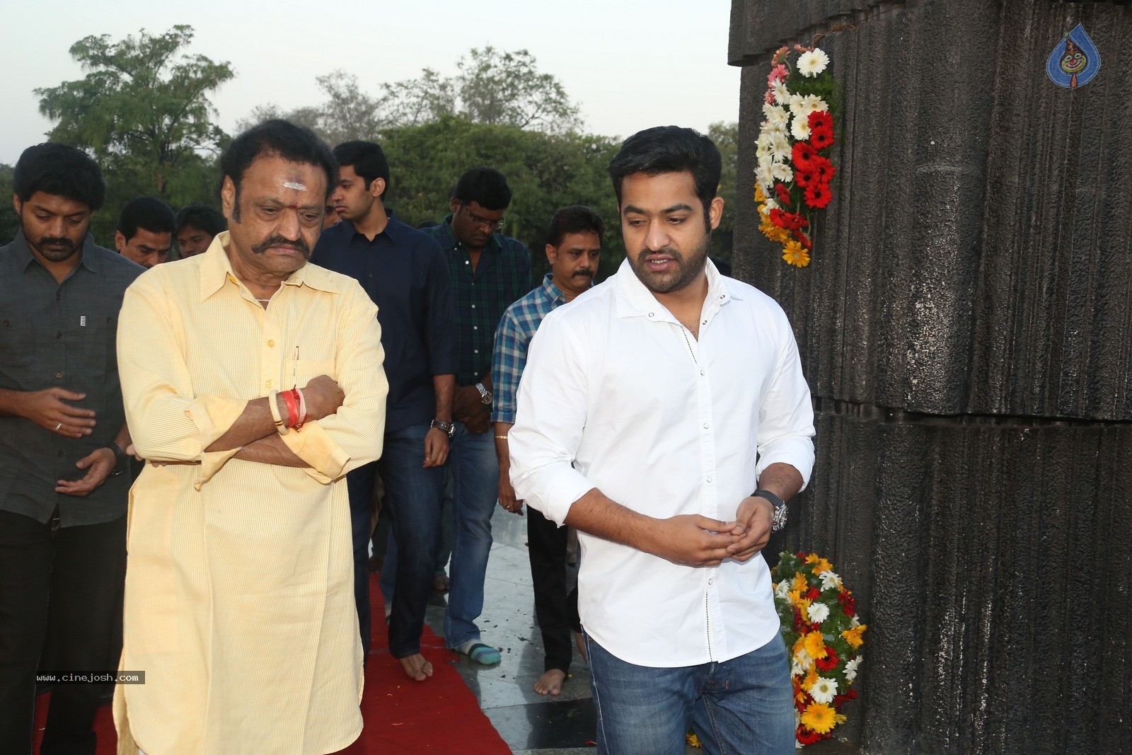 Nandamuri Family Members at NTR Ghat - 68 / 120 photos