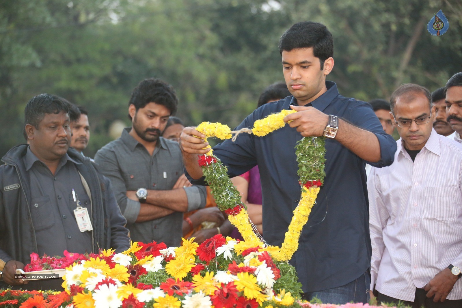 Nandamuri Family Members at NTR Ghat - 75 / 120 photos