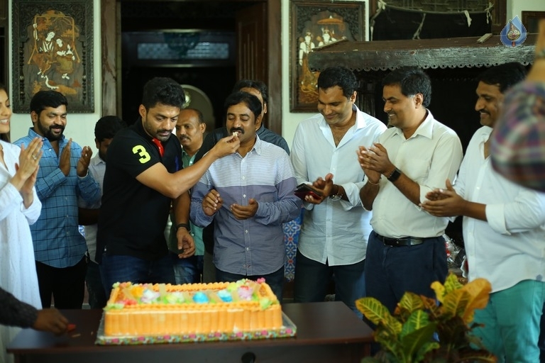 Nandamuri Kalyanram Birthday Celebrations - 26 / 58 photos