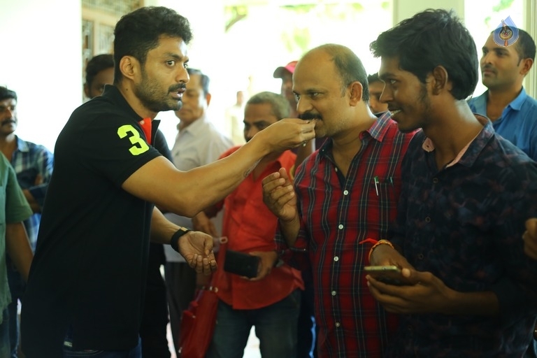 Nandamuri Kalyanram Birthday Celebrations - 41 / 58 photos