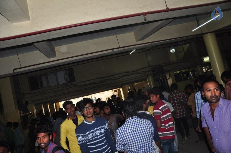 Nannaku Prematho Theater Coverage - 5 / 97 photos