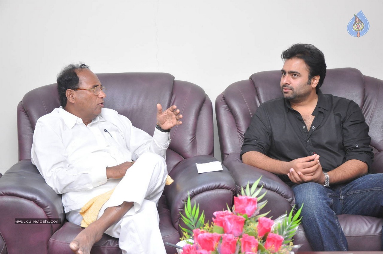 Nara Rohit at Eswar College Anniversary Event - 49 / 128 photos