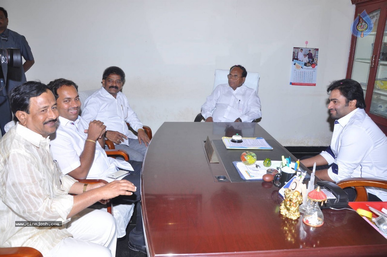 Nara Rohit at Eswar College Anniversary Event - 52 / 128 photos