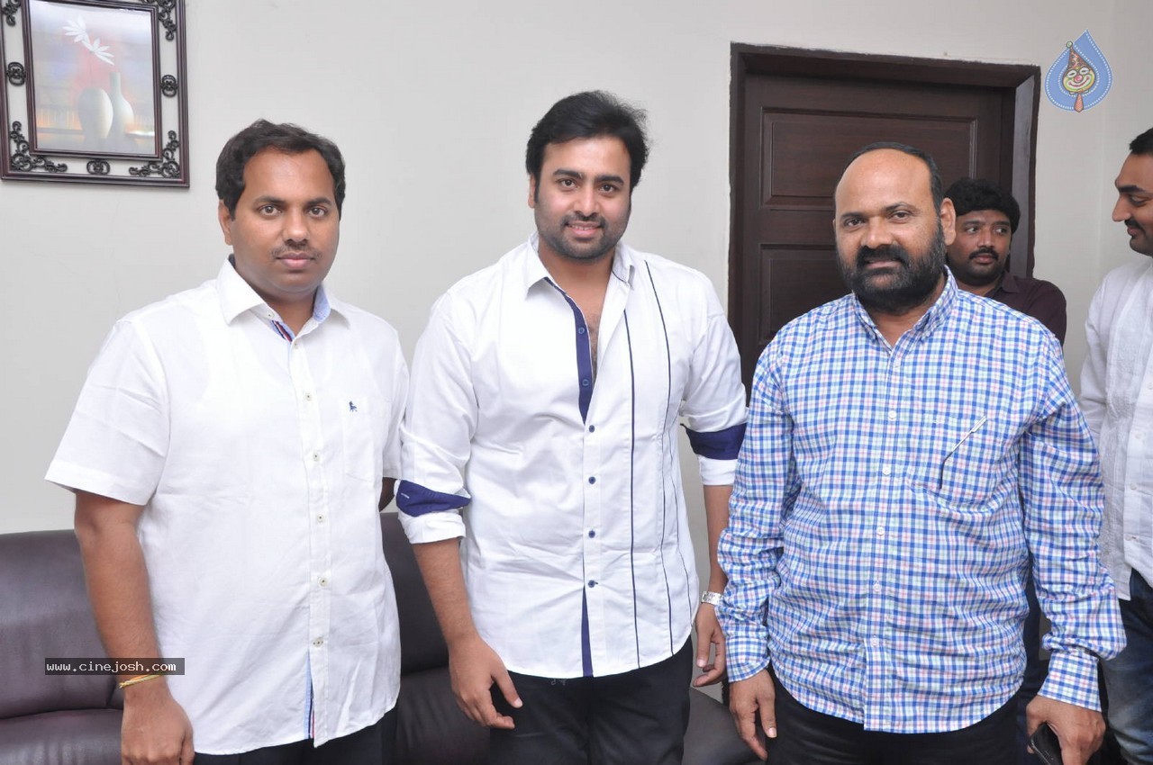 Nara Rohit at Eswar College Anniversary Event - 72 / 128 photos
