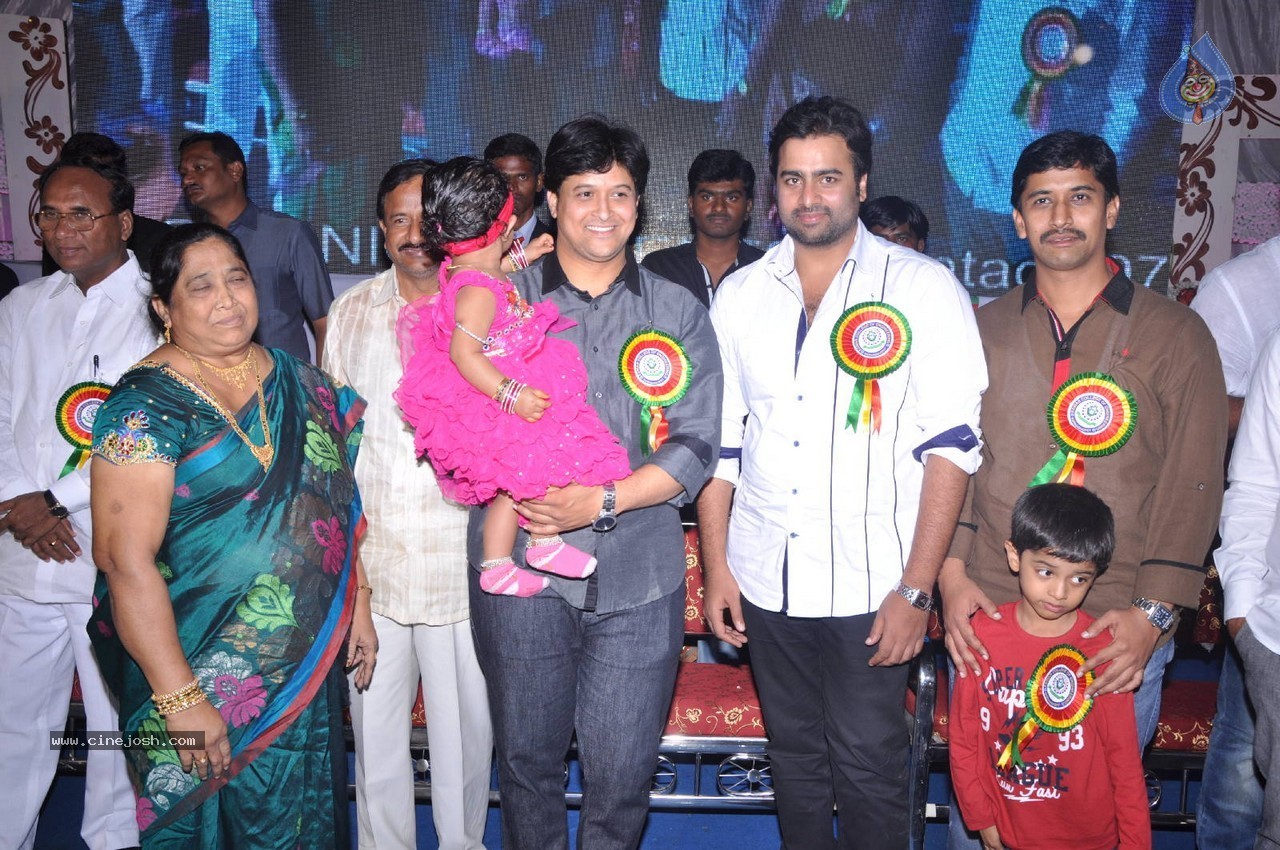 Nara Rohit at Eswar College Anniversary Event - 80 / 128 photos
