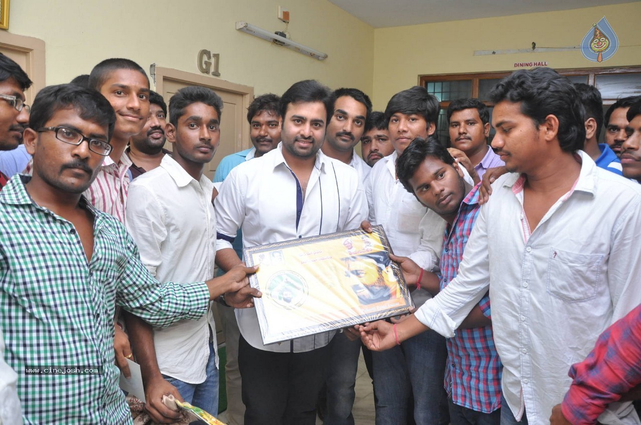 Nara Rohit at Eswar College Anniversary Event - 89 / 128 photos