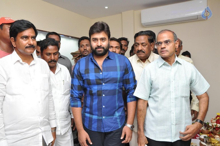 Nara Rohit Launch Santos Klub F5 Restaurant - 31 / 39 photos