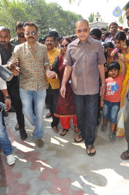 Naresh Birthday Celebrations 2017 - 17 / 106 photos