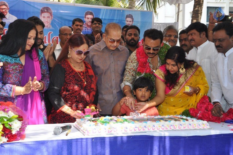 Naresh Birthday Celebrations 2017 - 42 / 106 photos