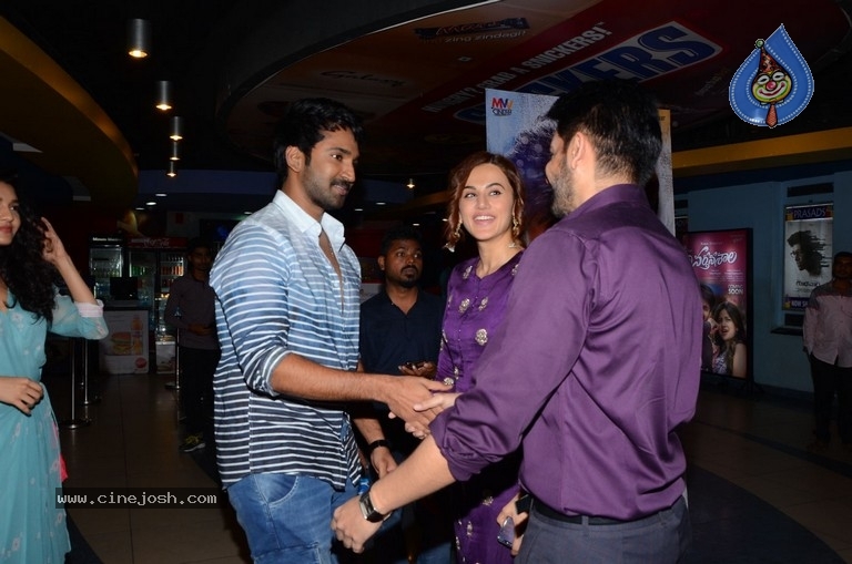 Neevevaro Movie Premiere Show Photos - 11 / 42 photos