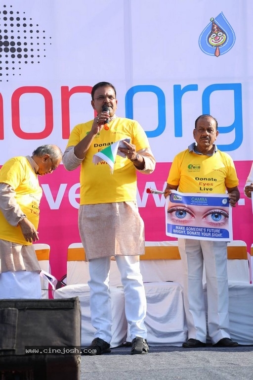 Niharika Flags Off Sight A Thon Blindfold 2k Walk - 8 / 40 photos