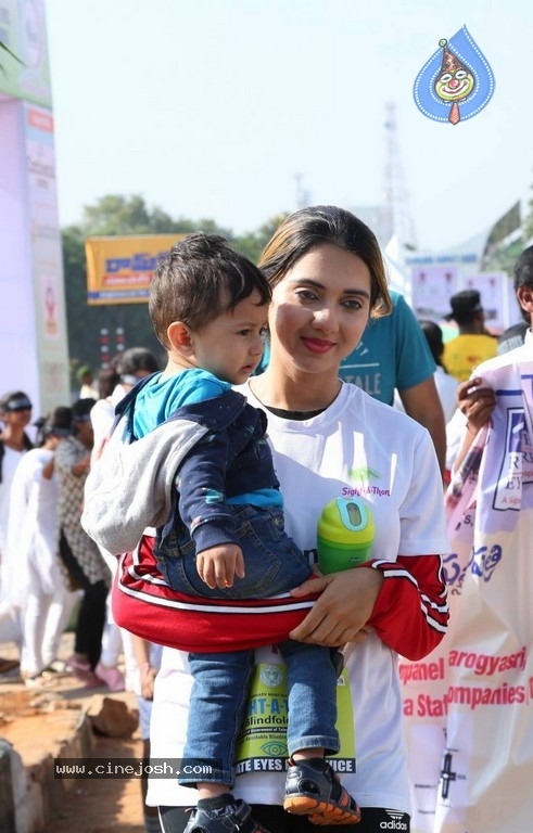 Niharika Flags Off Sight A Thon Blindfold 2k Walk - 35 / 40 photos
