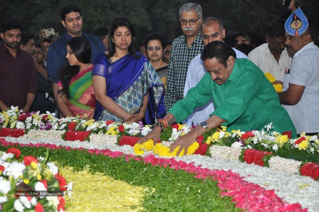 NTR Family Members at NTR Ghat - 45 / 84 photos