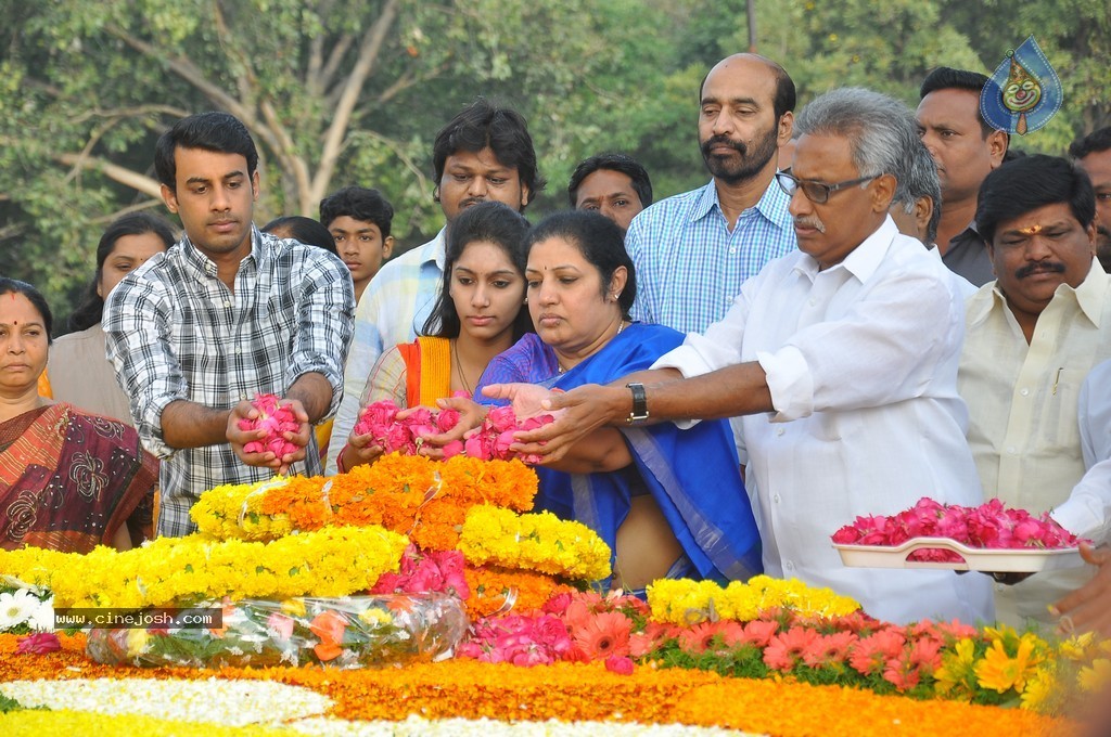 NTR Family Members at NTR Ghat - 225 / 238 photos