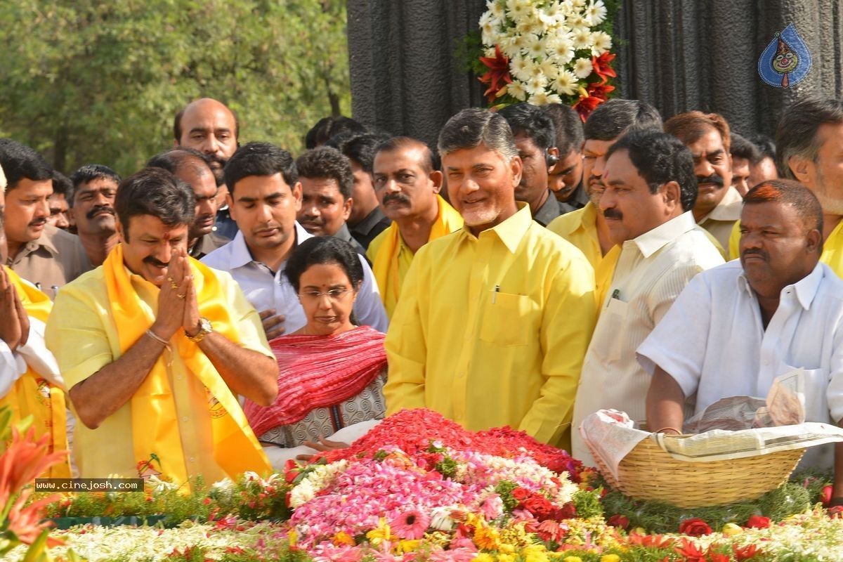 NTR Family Members at NTR Ghat - 47 / 151 photos