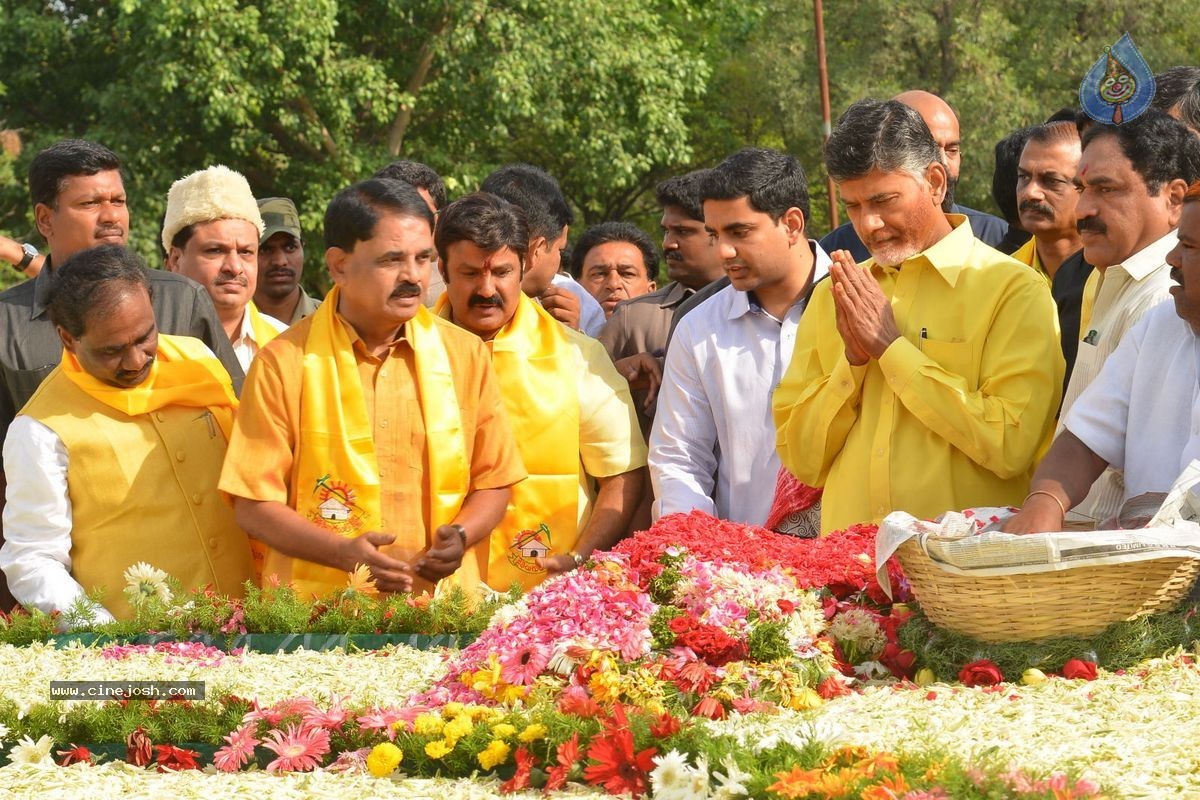 NTR Family Members at NTR Ghat - 61 / 151 photos
