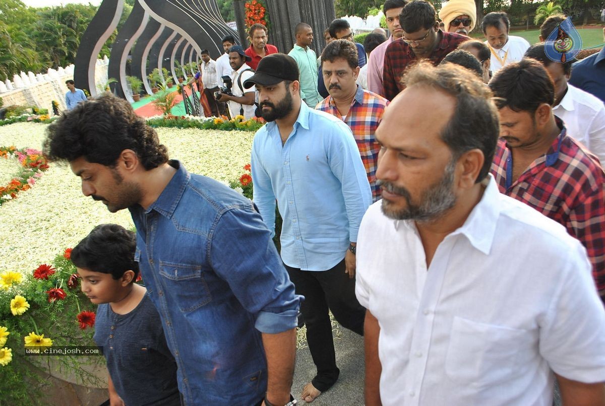 NTR Family Members at NTR Ghat - 78 / 151 photos