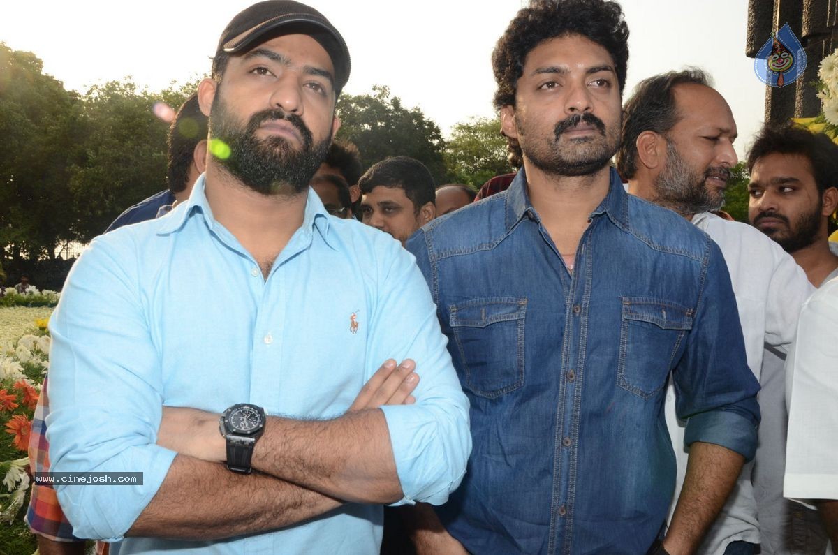 NTR Family Members at NTR Ghat - 118 / 151 photos