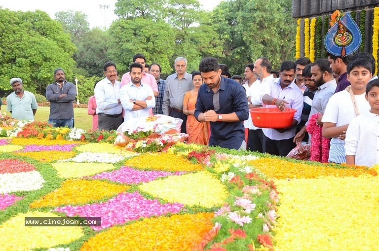 NTR Family Members Pay Tribute at NTR Ghat - 15 / 100 photos