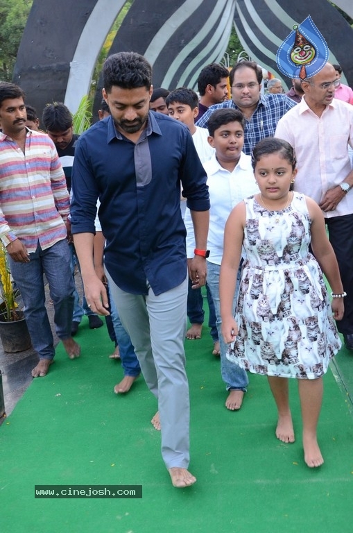NTR Family Members Pay Tribute at NTR Ghat - 67 / 100 photos