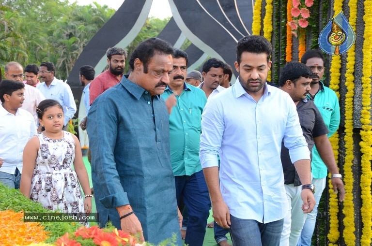 NTR Family Members Pay Tribute at NTR Ghat - 73 / 100 photos