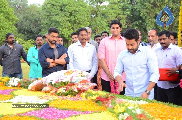 NTR Family Members Pay Tribute at NTR Ghat - 86 / 100 photos