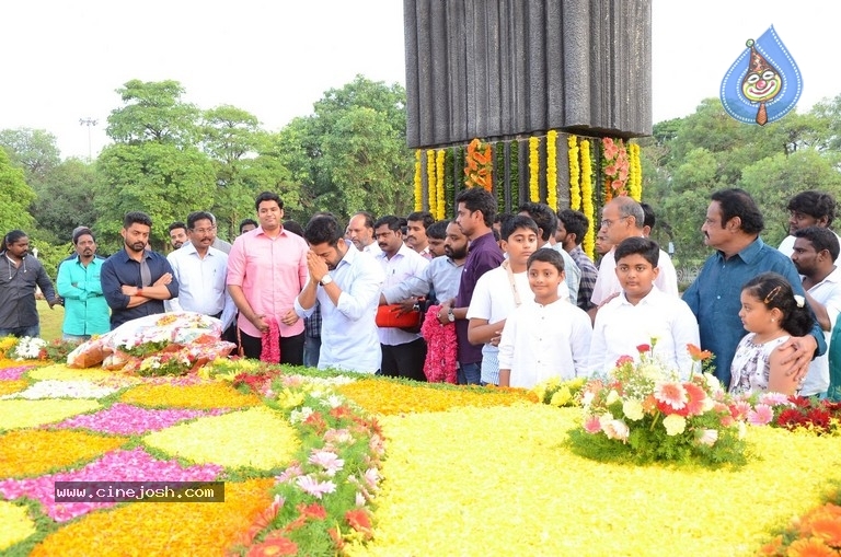 NTR Family Members Pay Tribute at NTR Ghat - 90 / 100 photos