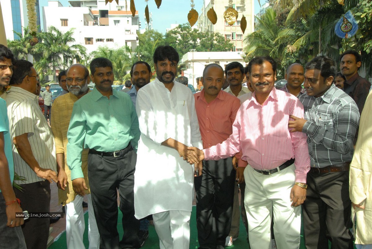 Nukarapu Suryaprakash Rao Daughter Grishma Wedding Photos - 69 / 136 photos