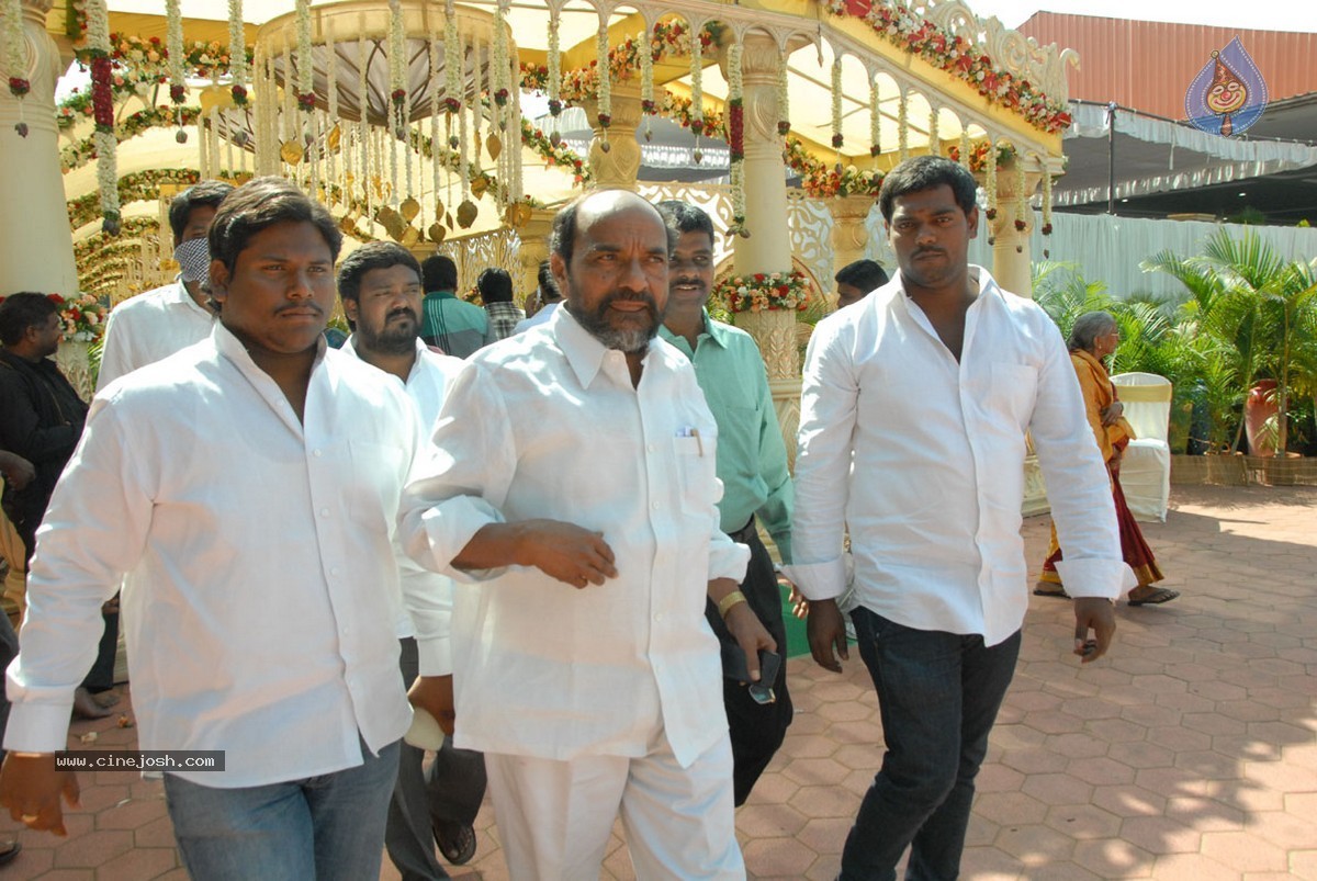 Nukarapu Suryaprakash Rao Daughter Grishma Wedding Photos - 78 / 136 photos