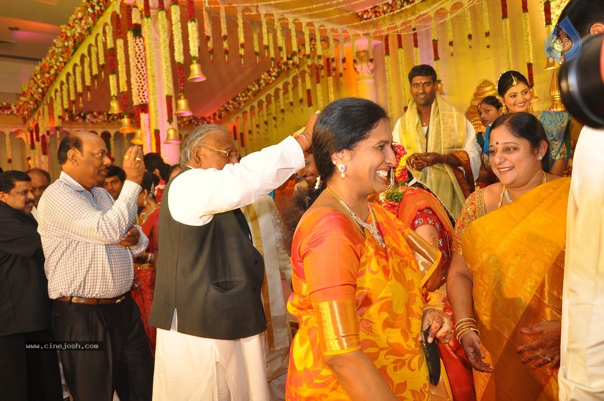 Nukarapu Suryaprakash Rao Daughter Grishma Wedding Photos - 98 / 136 photos