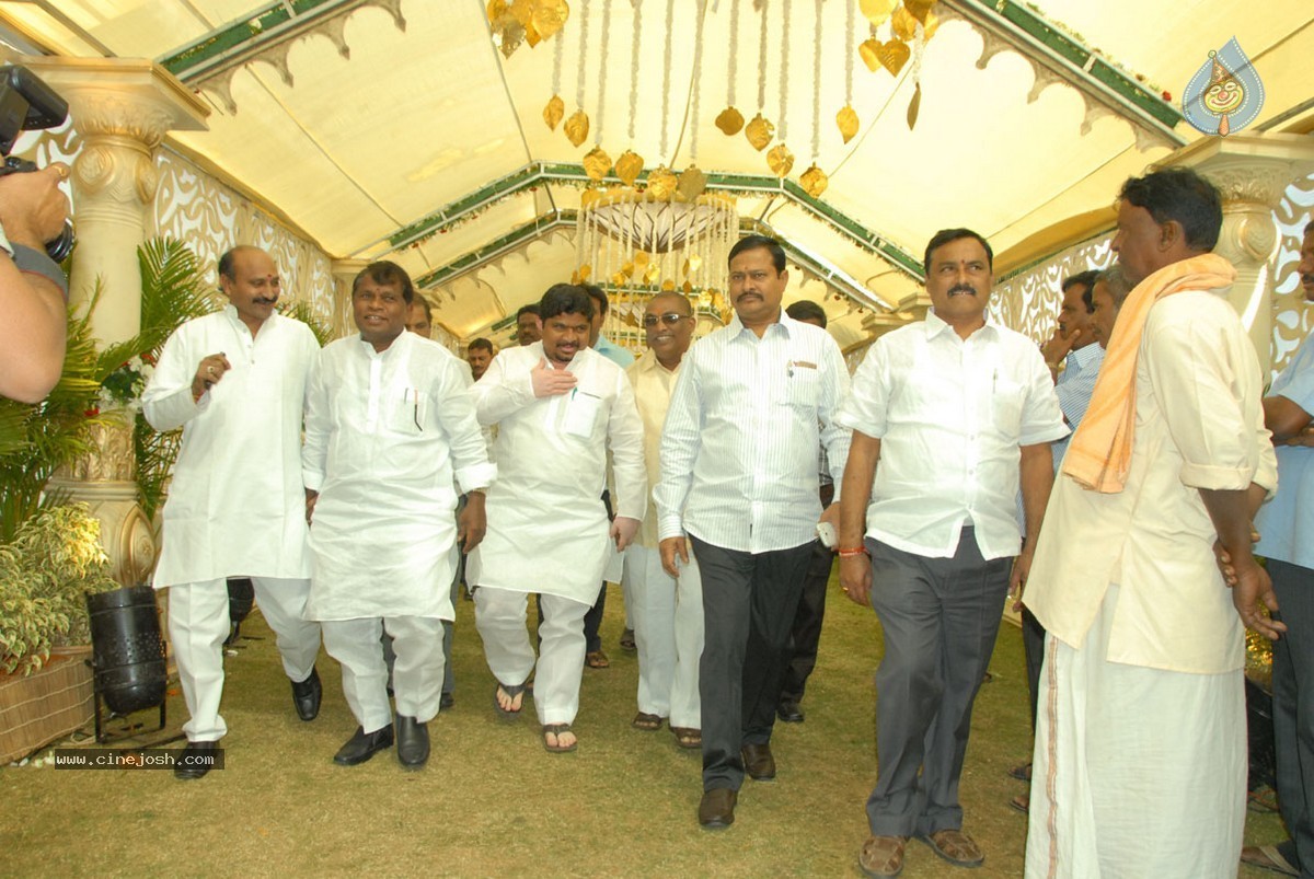 Nukarapu Suryaprakash Rao Daughter Grishma Wedding Photos - 116 / 136 photos