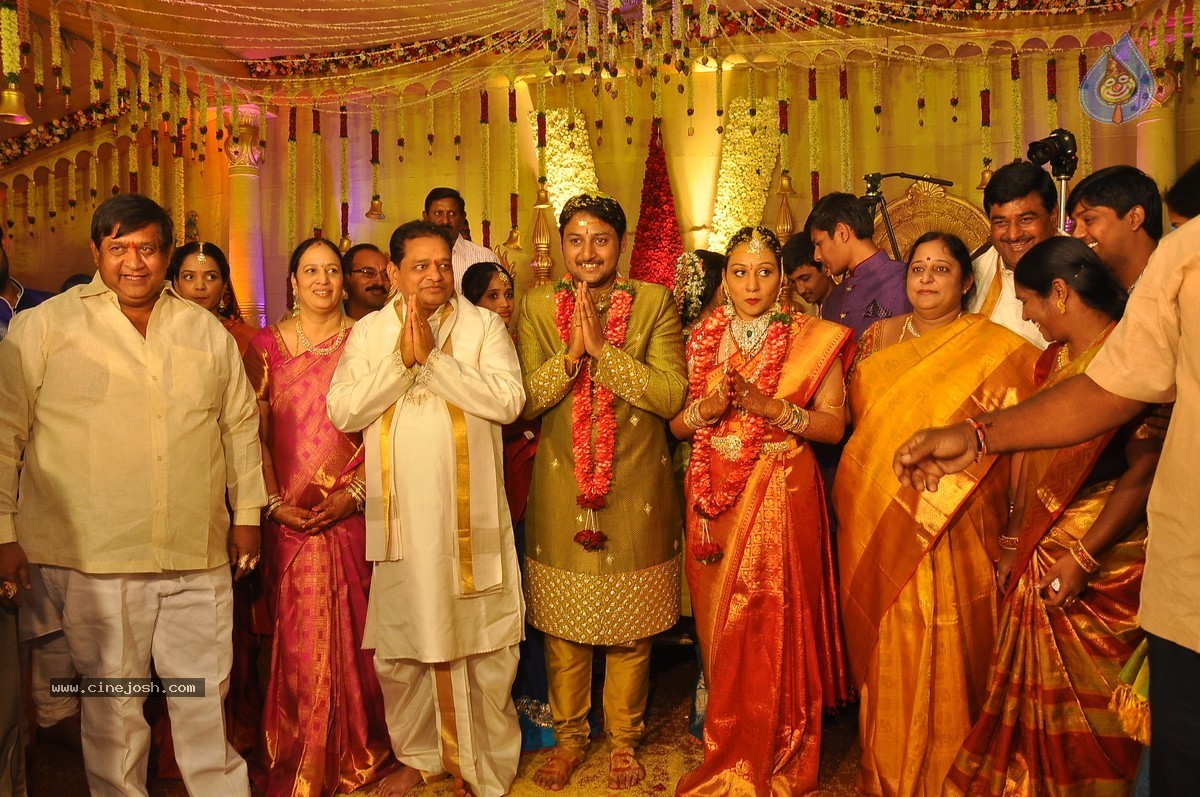 Nukarapu Suryaprakash Rao Daughter Grishma Wedding Photos - 120 / 136 photos