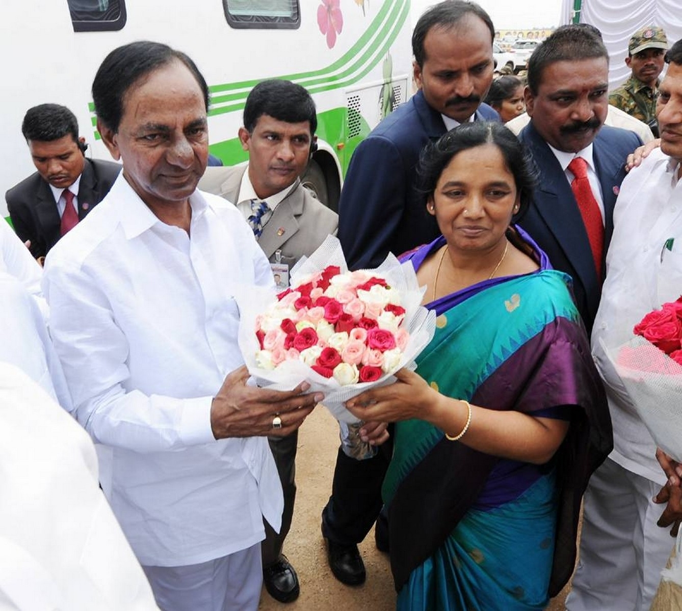 Paritala Sriram - Gnanika Wedding Photos - 15 / 30 photos