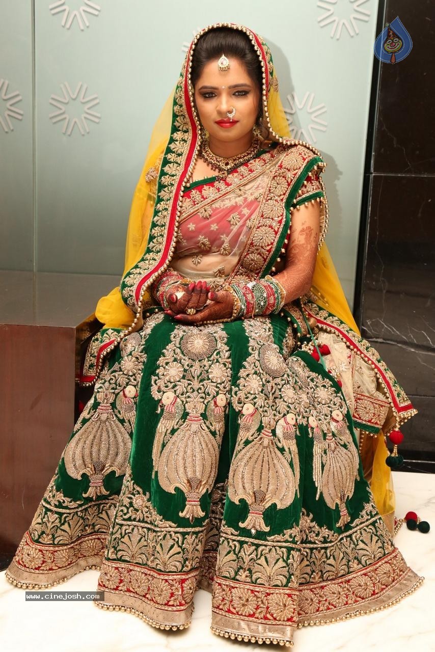 Parul and Bala Kumar Wedding Event - 36 / 122 photos