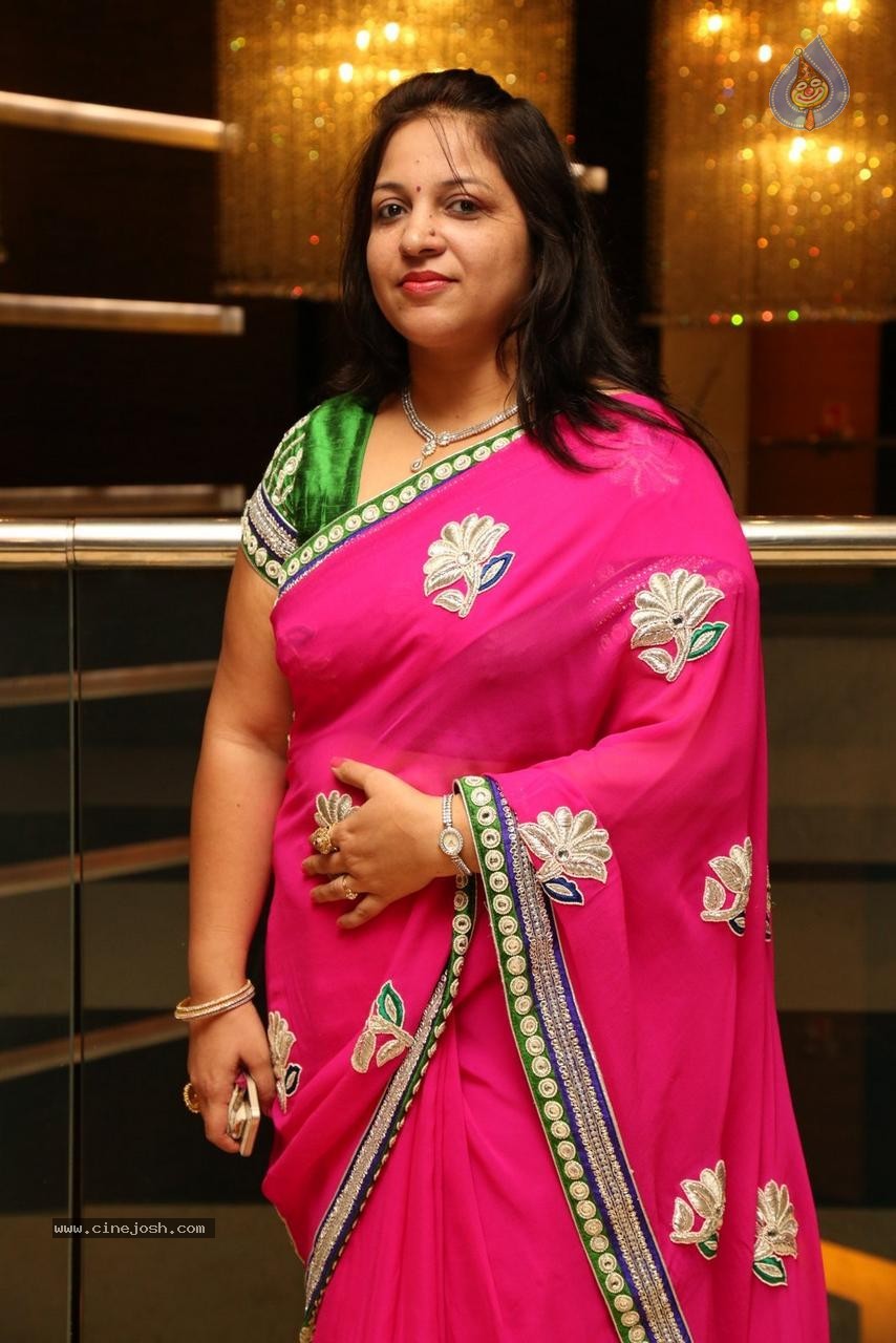 Parul and Bala Kumar Wedding Event - 110 / 122 photos