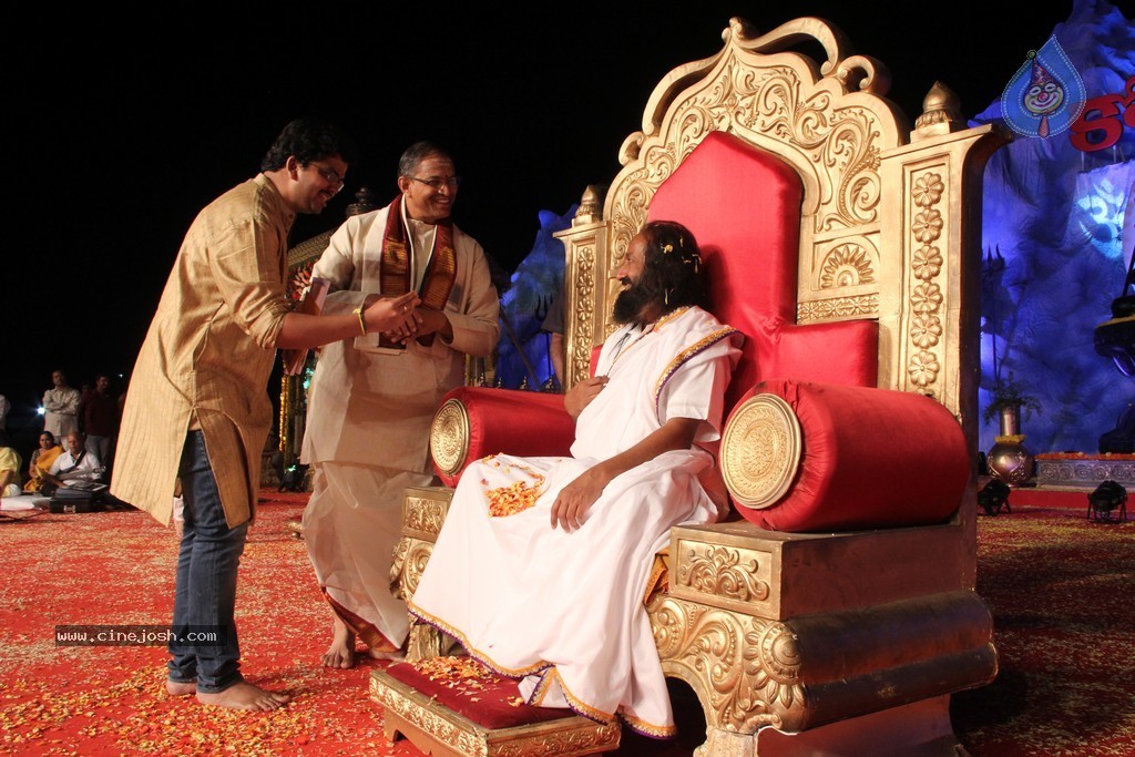 Pawan attends Bhakti TV Channel Koti Deepotsavam - 120 / 215 photos