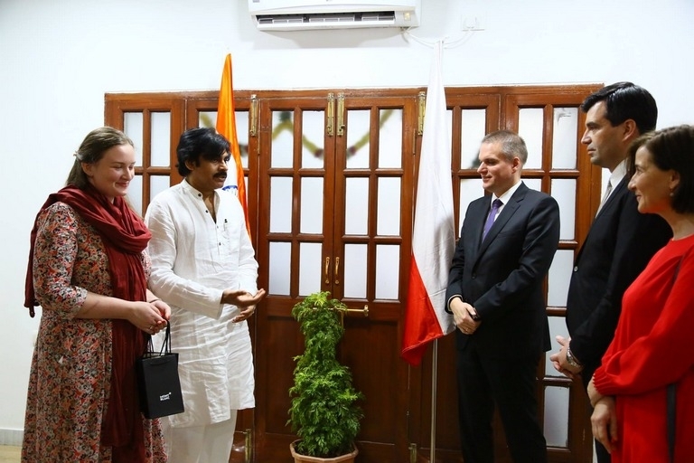 Pawan Kalyan And Adam Burakowski Visits St Marys Church - 2 / 30 photos