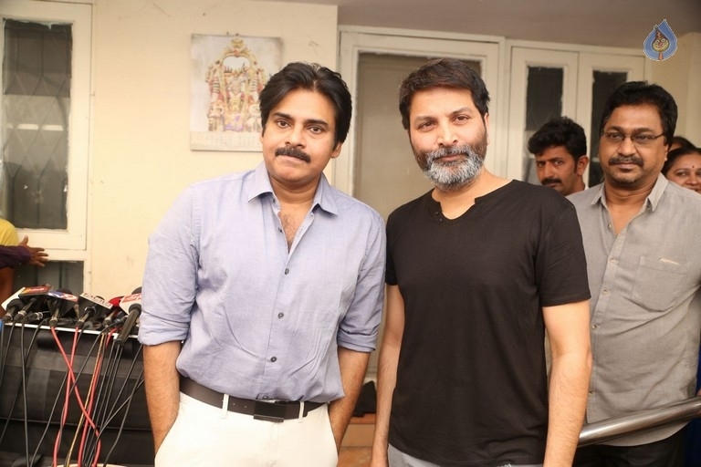 Pawan Kalyan and Trivikram Meets K Vishwanath - 16 / 77 photos