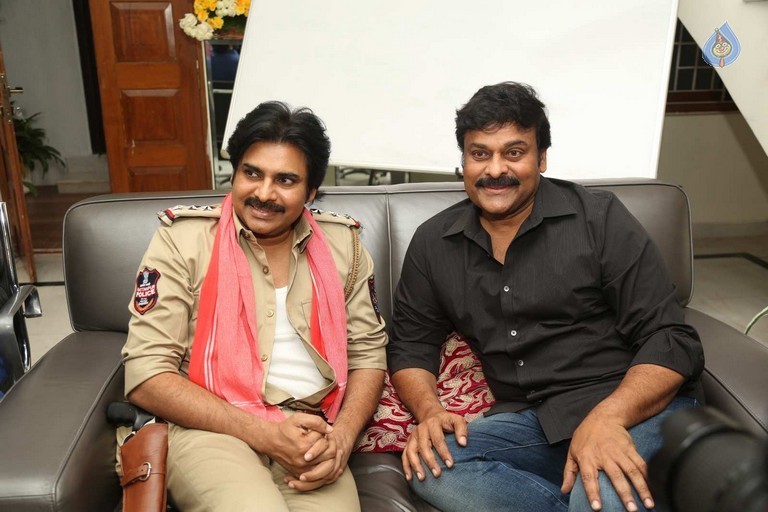 Pawan Kalyan meets Chiranjeevi - 18 / 74 photos