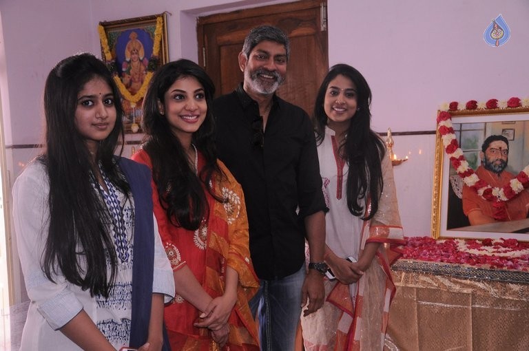 Pooja Sankeerthanalu Album Launch - 41 / 100 photos