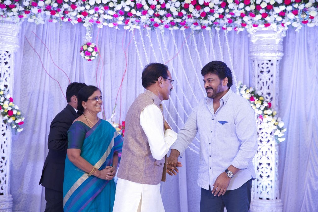 Prabhu Teju and Varsha Wedding Reception Photos - 24 / 58 photos