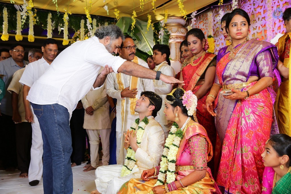 Prabhu Teju and Varsha Wedding Reception Photos - 56 / 58 photos