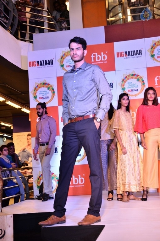 Pranita Subhash Launches FBB Dasara Collection - 2 / 42 photos