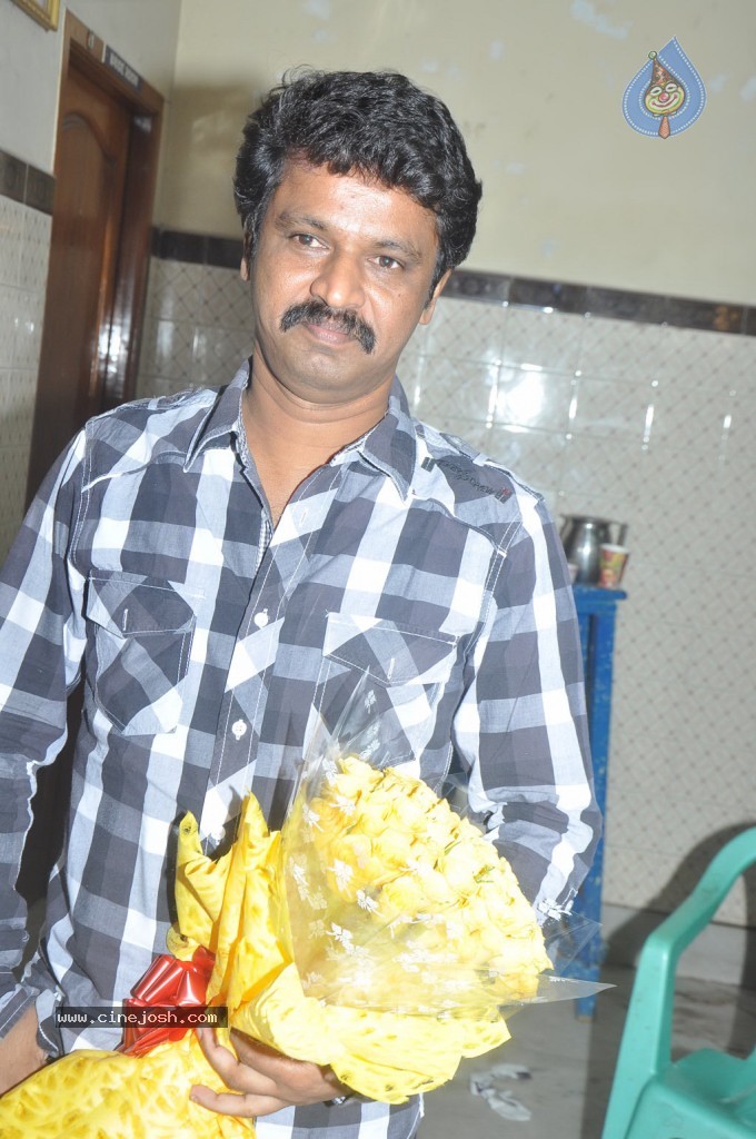 Producer Ramesh Raja Cousin Reception - 33 / 43 photos