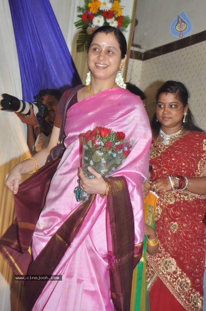 Producer Ramesh Raja Cousin Reception - 38 / 43 photos