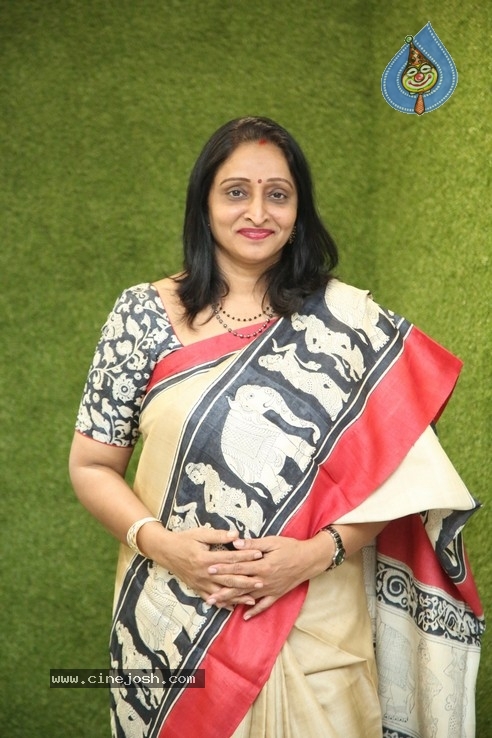 Producer Usha Mulpuri  Interview - 3 / 18 photos