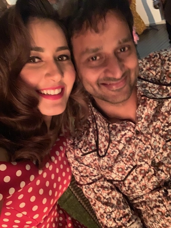 Raashi Khanna Birthday Celebrations - 15 / 27 photos