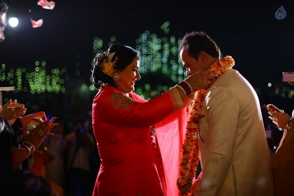 Radha 25th Wedding Anniversary Photos - 41 / 60 photos